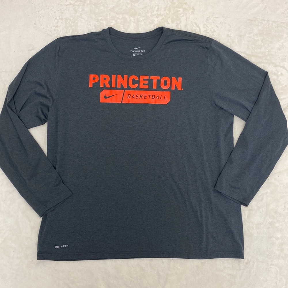 Princeton basketball Nike Legend Tee. Size XXL, excellent condition.